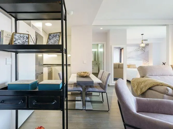 Apartment In Malaga
